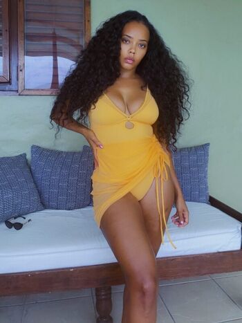 Angela Simmons