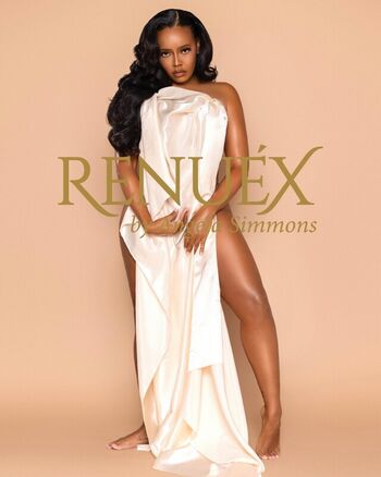 Angela Simmons