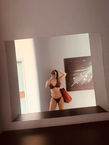 Full leaked Angelatravelart private onlyfans photo