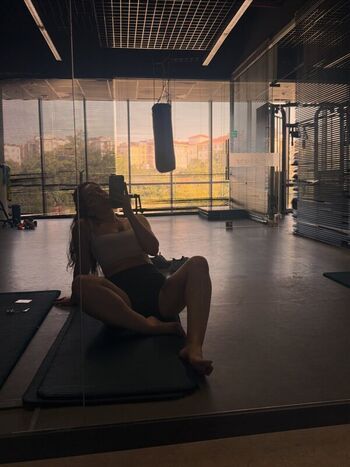 Full leaked Angelatravelart private onlyfans photo