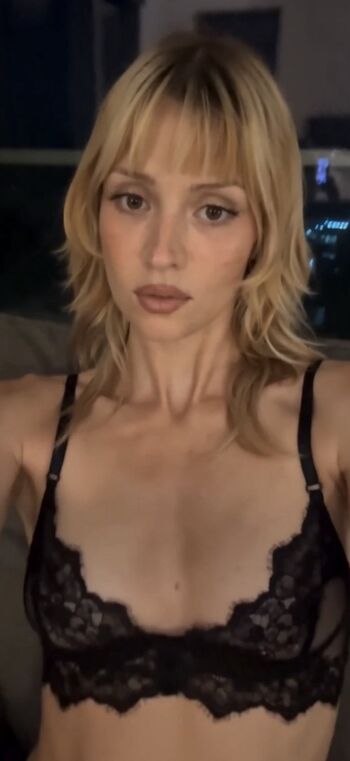 Full leaked Angele van laeken page private onlyfans photo