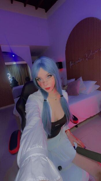 Full leaked Angelrouusee private onlyfans photo