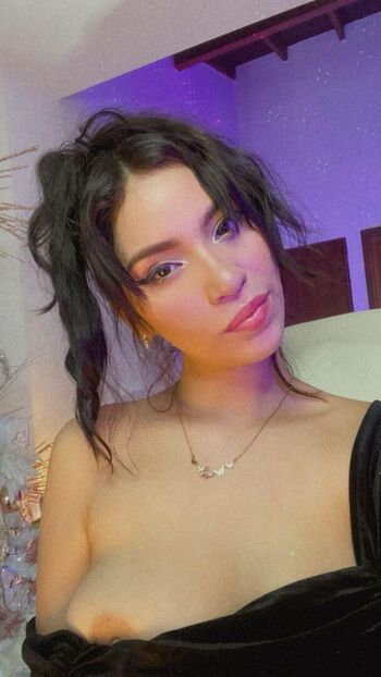 Full leaked Angelrouusee private onlyfans photo