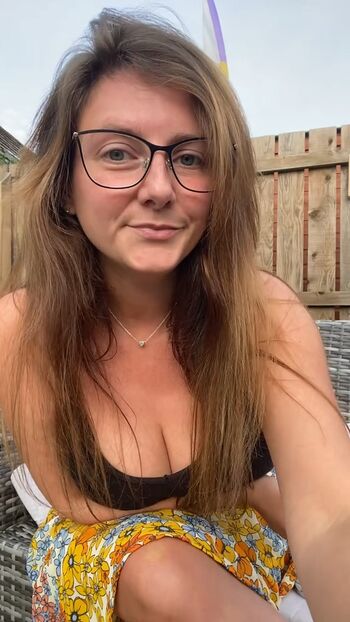 Full leaked Angryweewifey private onlyfans photo