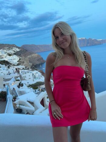 Full leaked Aniela leon private onlyfans photo