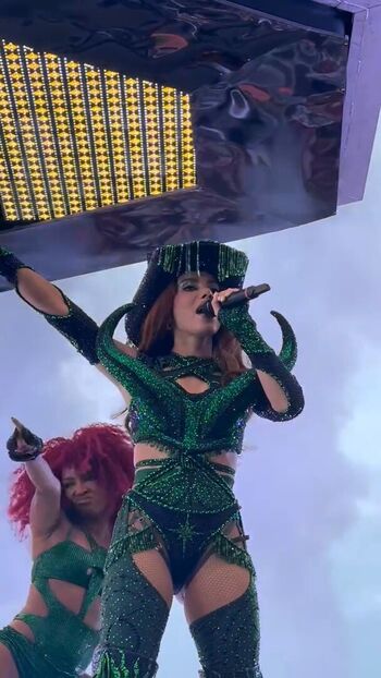 Full leaked Anitta  page private onlyfans photo