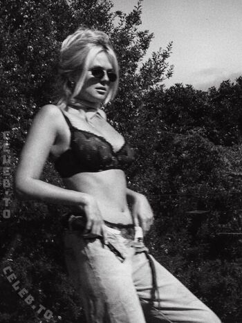 Full leaked Anjaawe private onlyfans photo