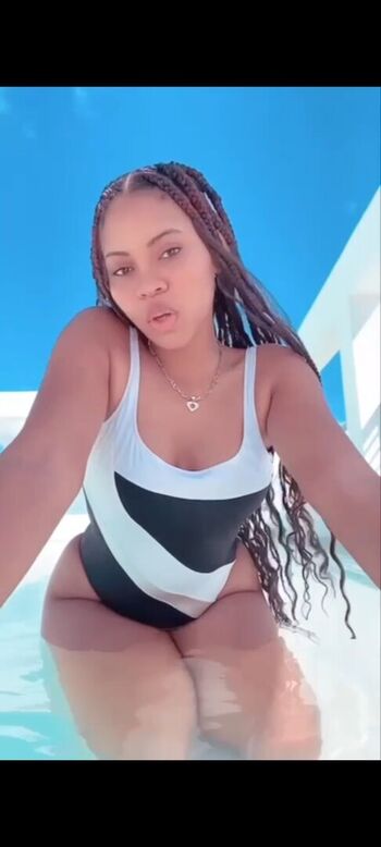 Full leaked Anleny frias private onlyfans photo