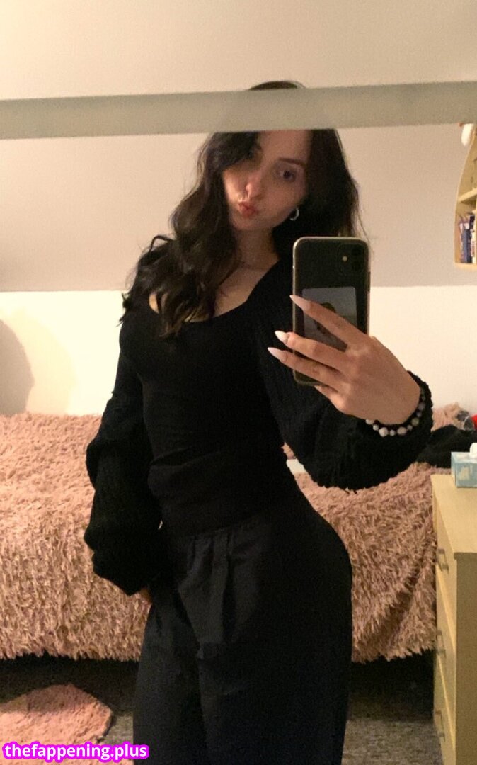 Full leaked Call me elfa/ private onlyfans photo