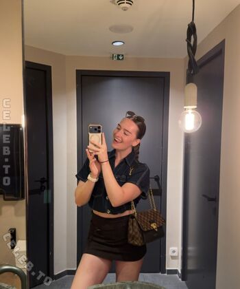 Full leaked Anna deckers private onlyfans photo