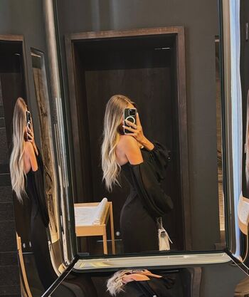 Full leaked Anna stoliar private onlyfans photo