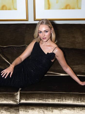 Full leaked Annasophia robb page private onlyfans photo