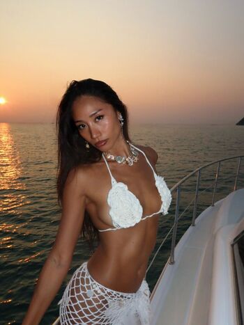 Full leaked Anne ale private onlyfans photo