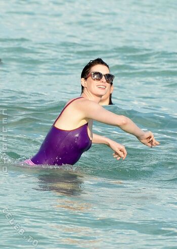 Full leaked Anne hathaway page private onlyfans photo