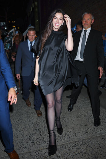 Full leaked Anne hathaway page private onlyfans photo
