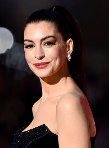 Full leaked Anne hathaway page private onlyfans photo
