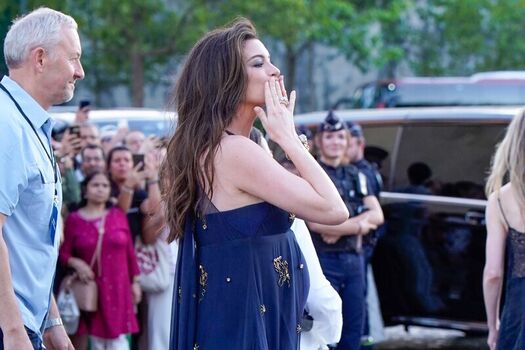 Full leaked Anne hathaway page private onlyfans photo