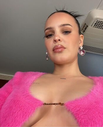 Full leaked Anne marie private onlyfans photo