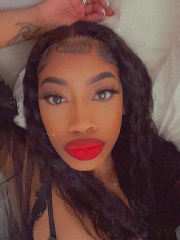 Full leaked Annemoore private onlyfans photo