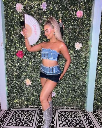 Full leaked Annie lydia weston private onlyfans photo
