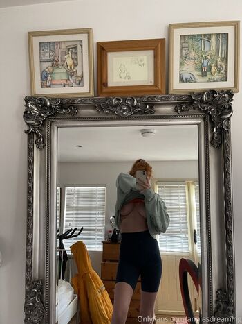 Full leaked Annieecharlottefree private onlyfans photo