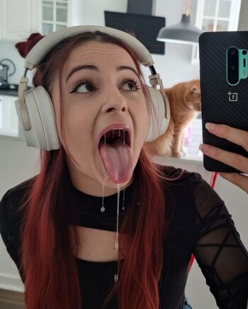 Full leaked Anniefuchsia private onlyfans photo