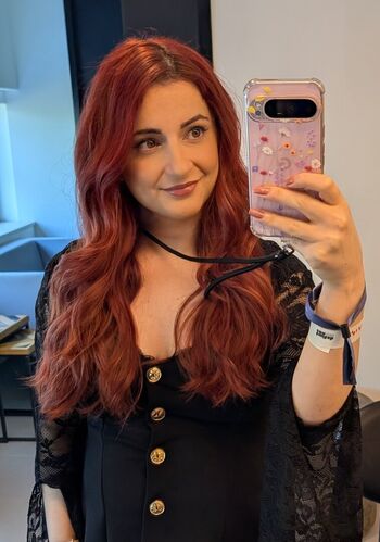 AnnieFuchsia