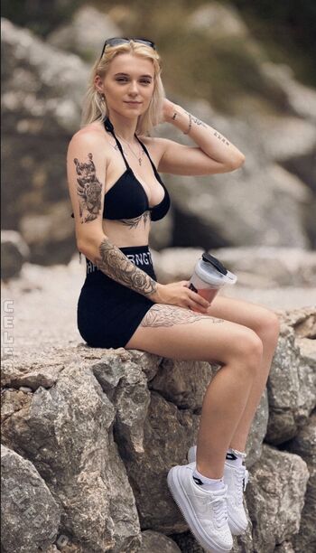 Anny_vans