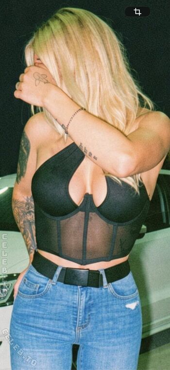 Full leaked Anny vans private onlyfans photo