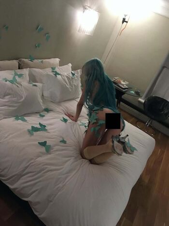 Full leaked Anokhinalz page private onlyfans photo