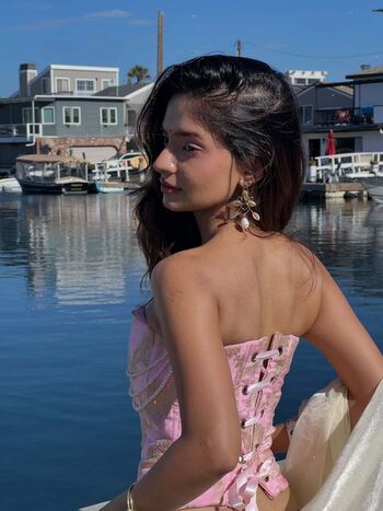 Full leaked Anushka sen private onlyfans photo