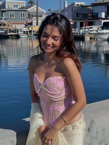 Full leaked Anushka sen private onlyfans photo