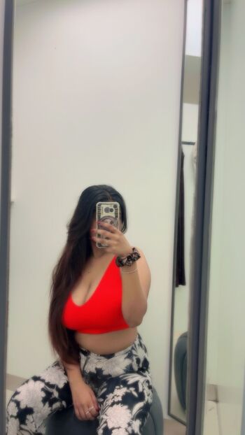 Full leaked Anushka solanki private onlyfans photo