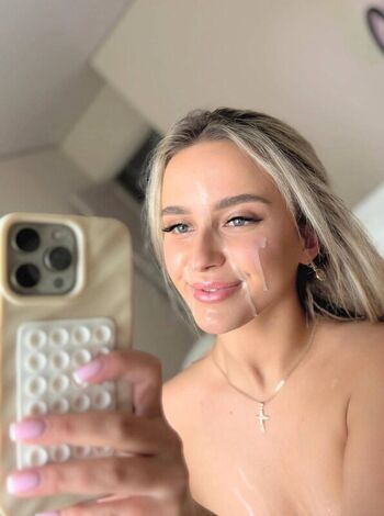 Full leaked Anya blooms page private onlyfans photo