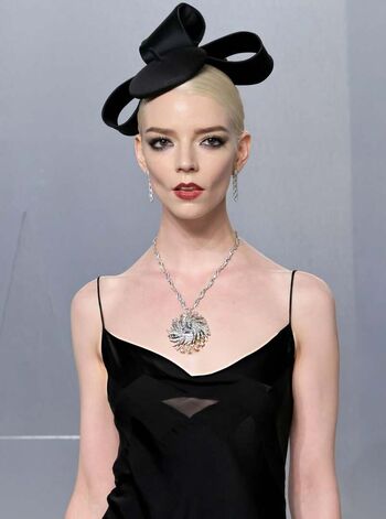 Full leaked Anya taylor joy  page private onlyfans photo