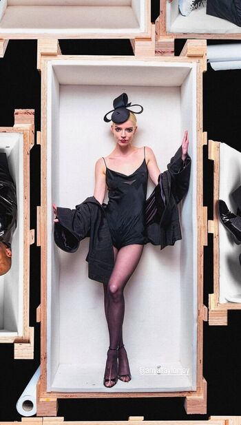 Full leaked Anya taylor joy  page private onlyfans photo