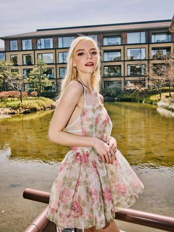 Full leaked Anya taylor joy private onlyfans photo