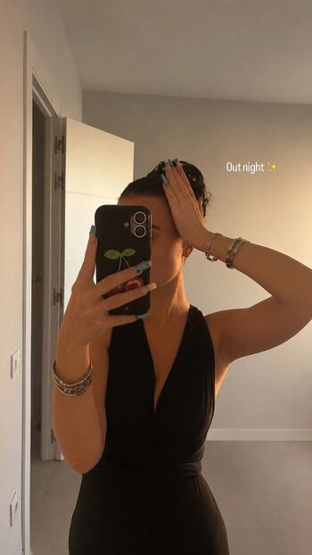 Full leaked Aora dj private onlyfans photo