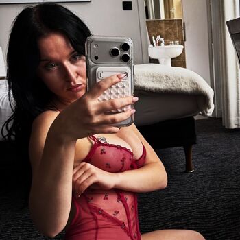 Full leaked Aora dj page private onlyfans photo