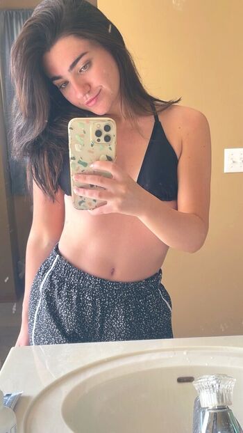 Full leaked Apinky private onlyfans photo