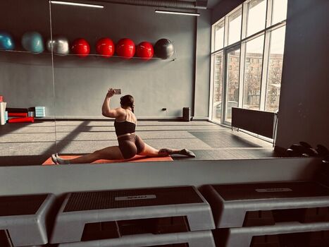 Full leaked Apollonchil page private onlyfans photo