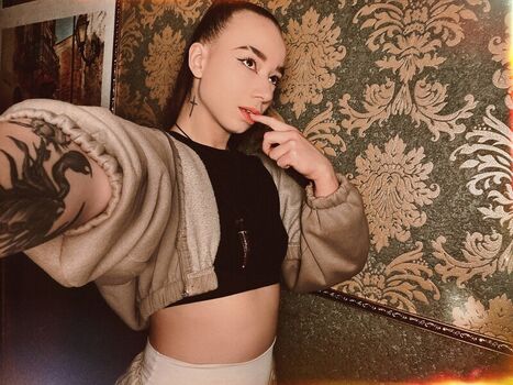 Full leaked Apollonchil page private onlyfans photo