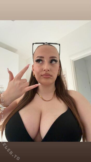 Full leaked Apr allegra private onlyfans photo
