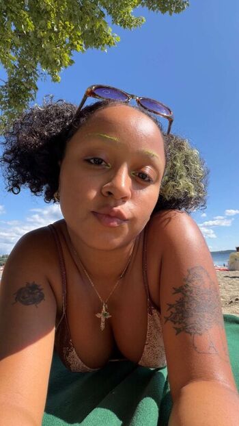 Full leaked Aprlfls private onlyfans photo