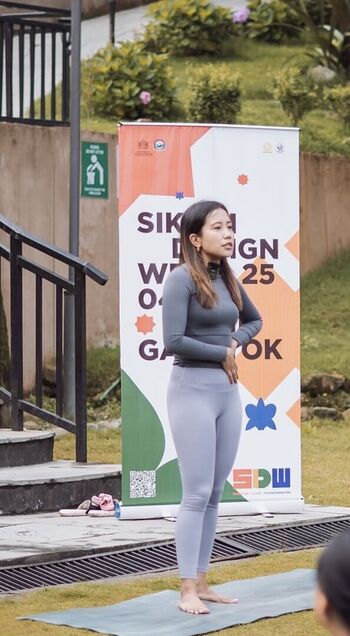 Full leaked Aradhana gurung page private onlyfans photo