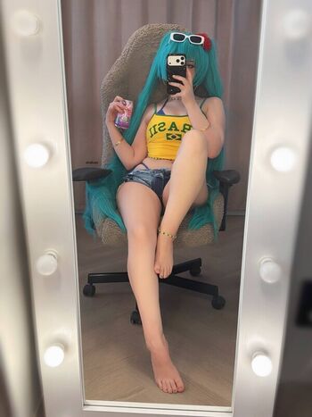 Full leaked Araivun page private onlyfans photo