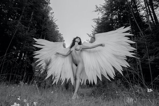 Full leaked Aranza private onlyfans photo