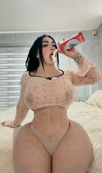 Full leaked Are mon private onlyfans photo