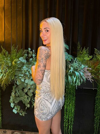 Full leaked Ari geli page private onlyfans photo