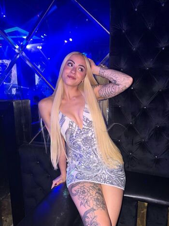 Full leaked Ari geli page private onlyfans photo